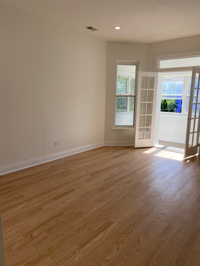 Foto del edificio - 3530 N Paulina St