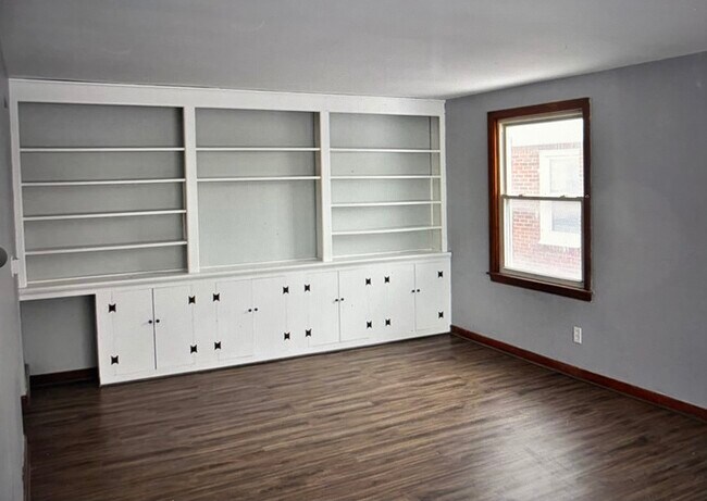 Foto del edificio - 110 Waverly Ave