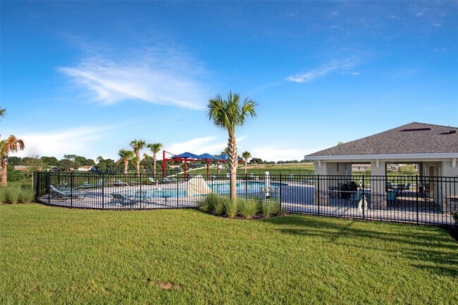 Building Photo - 555 Tanaro Ln