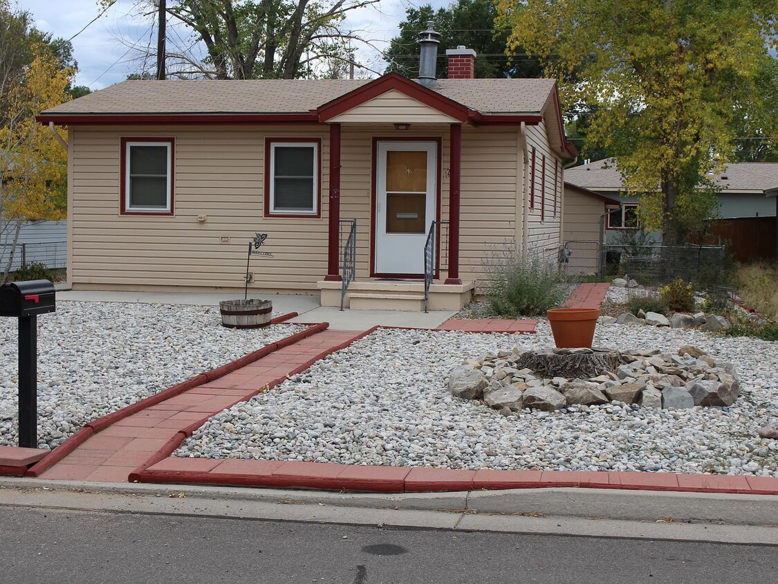 1237 E St, Salida, CO 81201 House Rental in Salida, CO