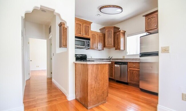 Foto del interior - LARGE 2 BEDROOM AVAILABLE