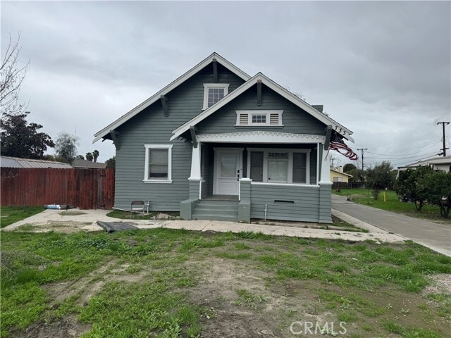 Building Photo - 733 S San Jacinto St