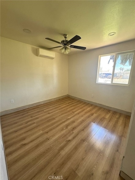 Building Photo - 1053 W Avenue Unit J14