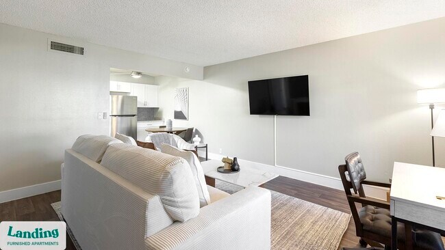 Foto del edificio - 2301 S Valley View Blvd