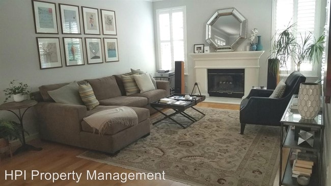 Building Photo - 4 br, 2.5 bath House - 3095 Rubino Circle