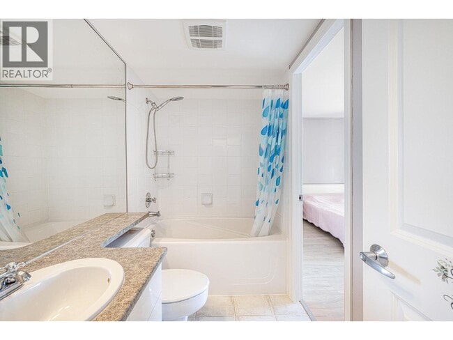 Building Photo - 7080 St Albans Rd