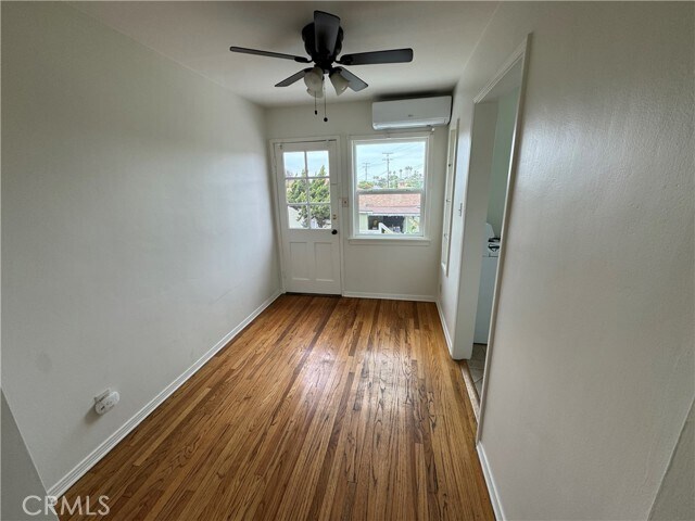 Building Photo - 4458 Linden Ave
