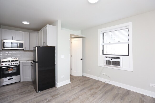 Foto del edificio - 545 W Belmont Ave