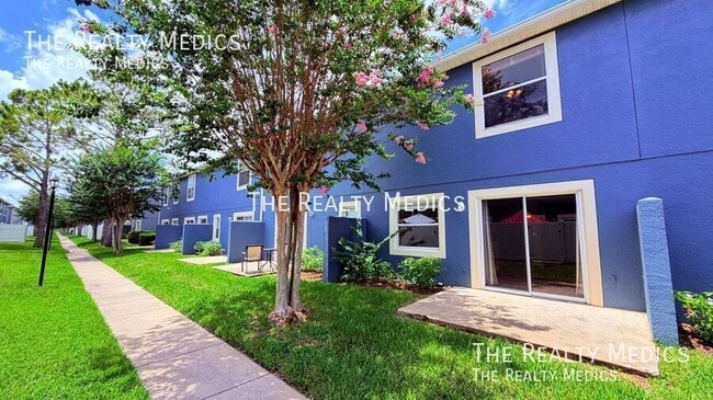 Building Photo - 13054 Lexington Summit St