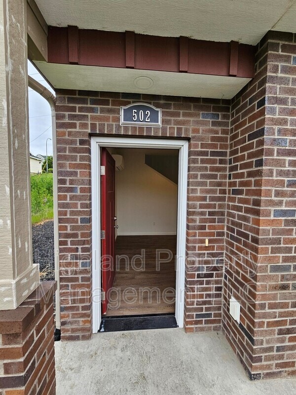 Foto del edificio - 502 NE Stadium Way