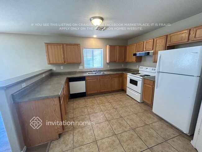 Building Photo - 12317 W Corrine Dr