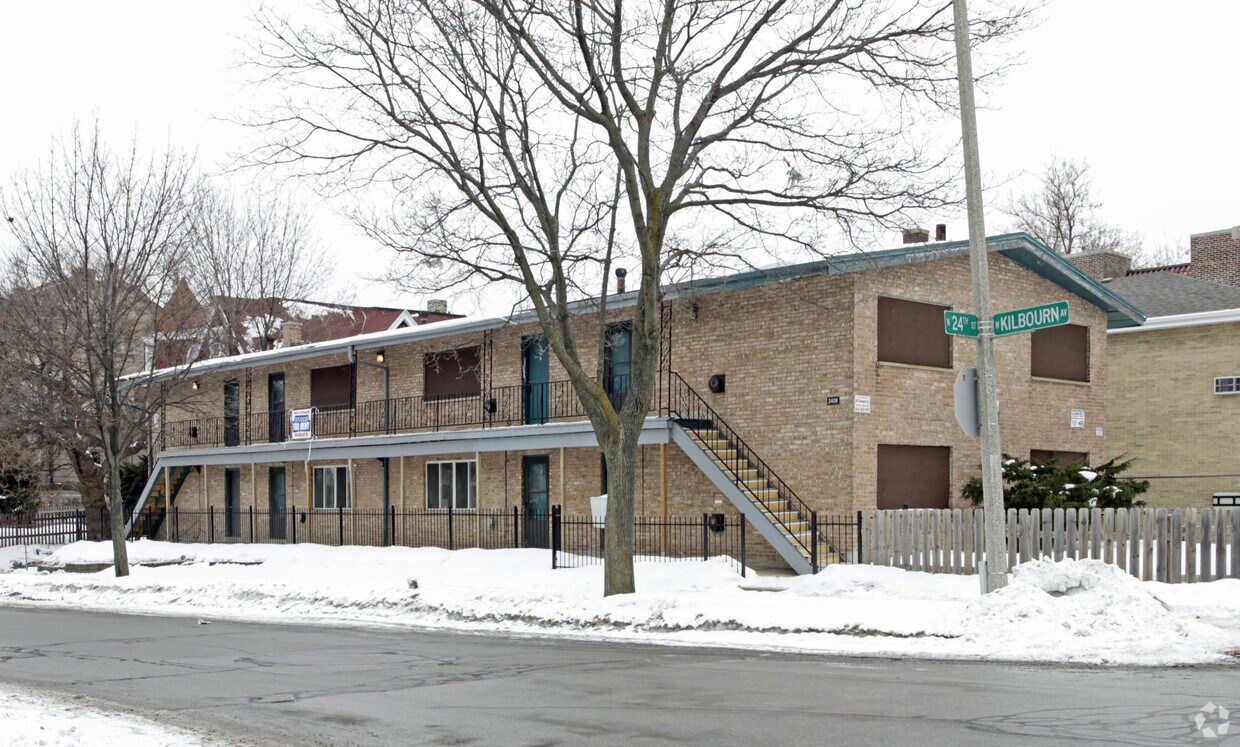 Foto del edificio - 2408 W Kilbourn Ave