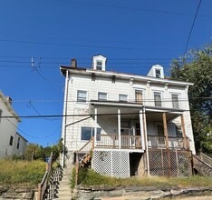Building Photo - 1927 Lithgow Ave