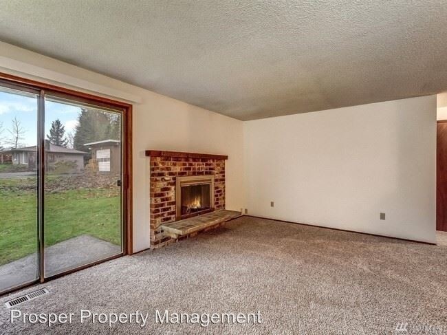 Foto del edificio - 9517-9519 147th St Ct E