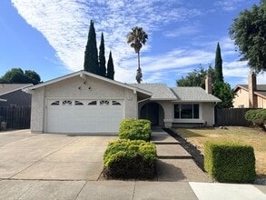Building Photo - 172 Arroyo Ct
