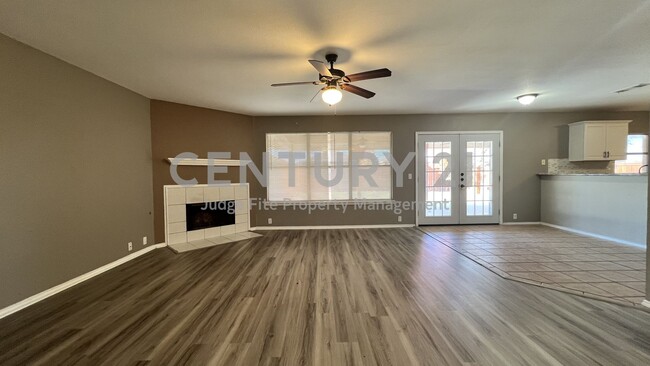 Foto del edificio - Beautiful 2-Story 4/2.5/2 in Saginaw For R...