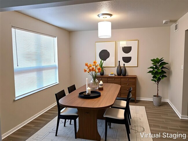 Building Photo - 2129 Shiveley Cir