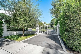 Building Photo - 157 Wells Rd Building Photo - 157 Wells Rd