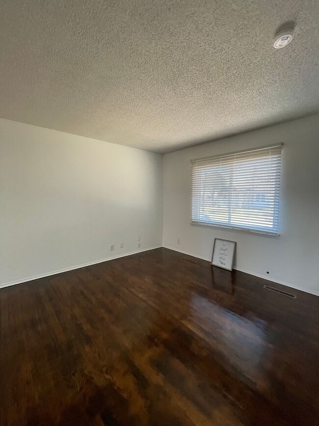 Foto del edificio - 618 Wilson St