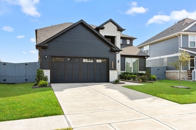 Building Photo - 32419 Fly Fish Wy