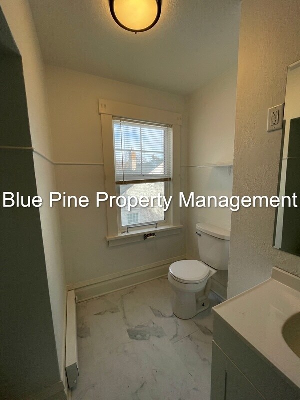 Foto del edificio - 1265 Canal Ave