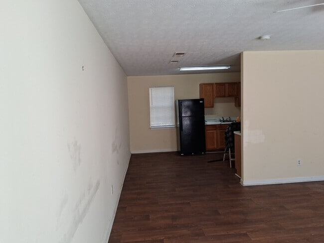 Foto del edificio - 209 E Wilson St