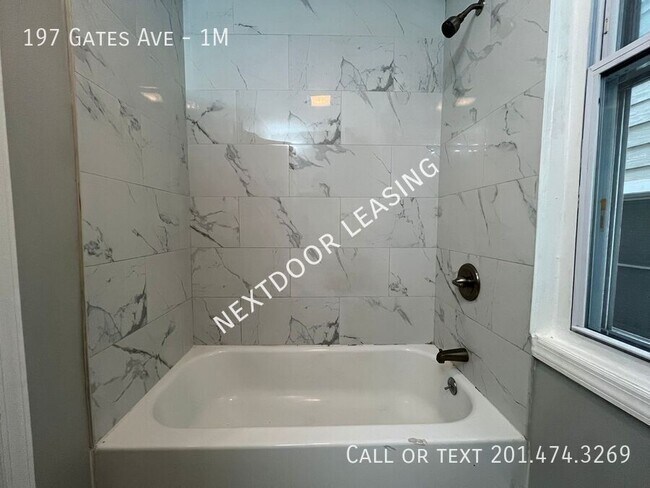 Foto del edificio - 197 Gates Ave