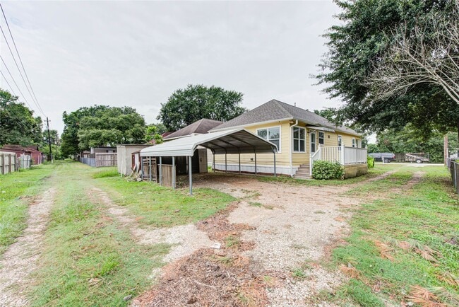 Building Photo - 1206 Grunwald Heights Blvd