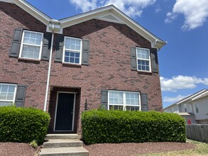 Building Photo - 122 Wolverine Ct