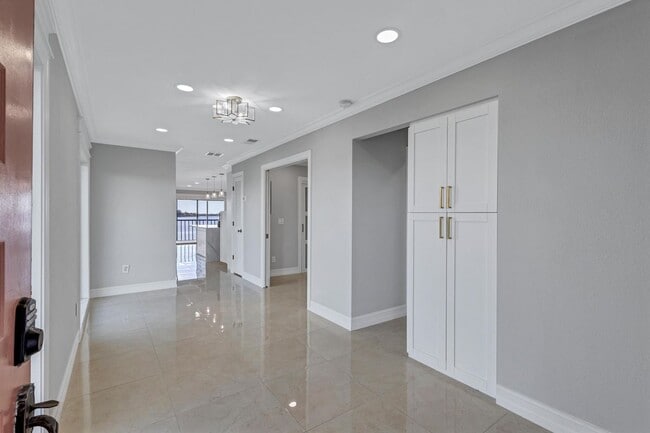 Foto del edificio - 4403 7th St E