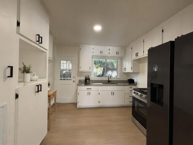 Foto del edificio - 6819 N Figueroa St