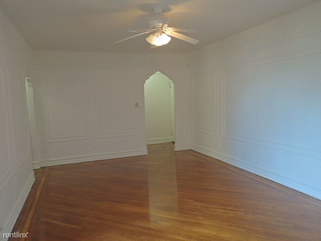 Building Photo - 1 br, 1 bath  - 540 Saint Johns Pl Apt 5A
