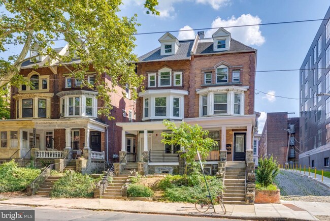 Foto del edificio - 4220 Baltimore Ave