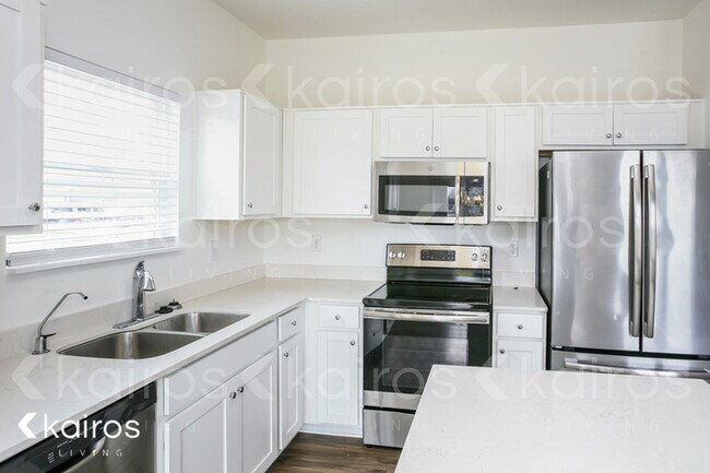 Building Photo - 10301 Pintail Ln