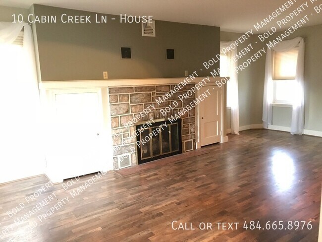 Foto del edificio - 10 Cabin Creek Ln