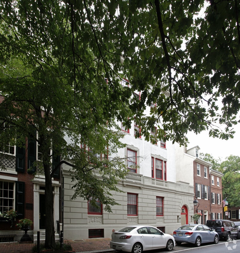 Building Photo - 532-536 Spruce St