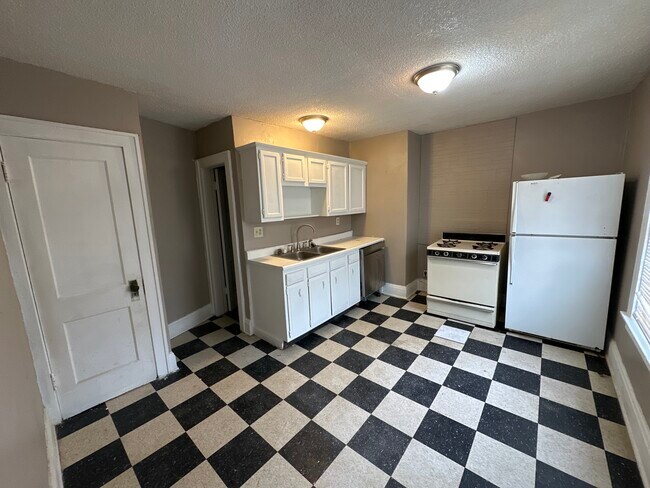 Foto del edificio - 17 N Roys Ave