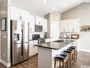 Building Photo - 597 Sawback Ln