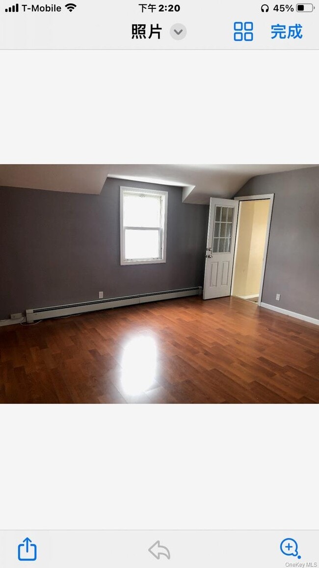 Foto del edificio - 685 Walt Whitman Rd