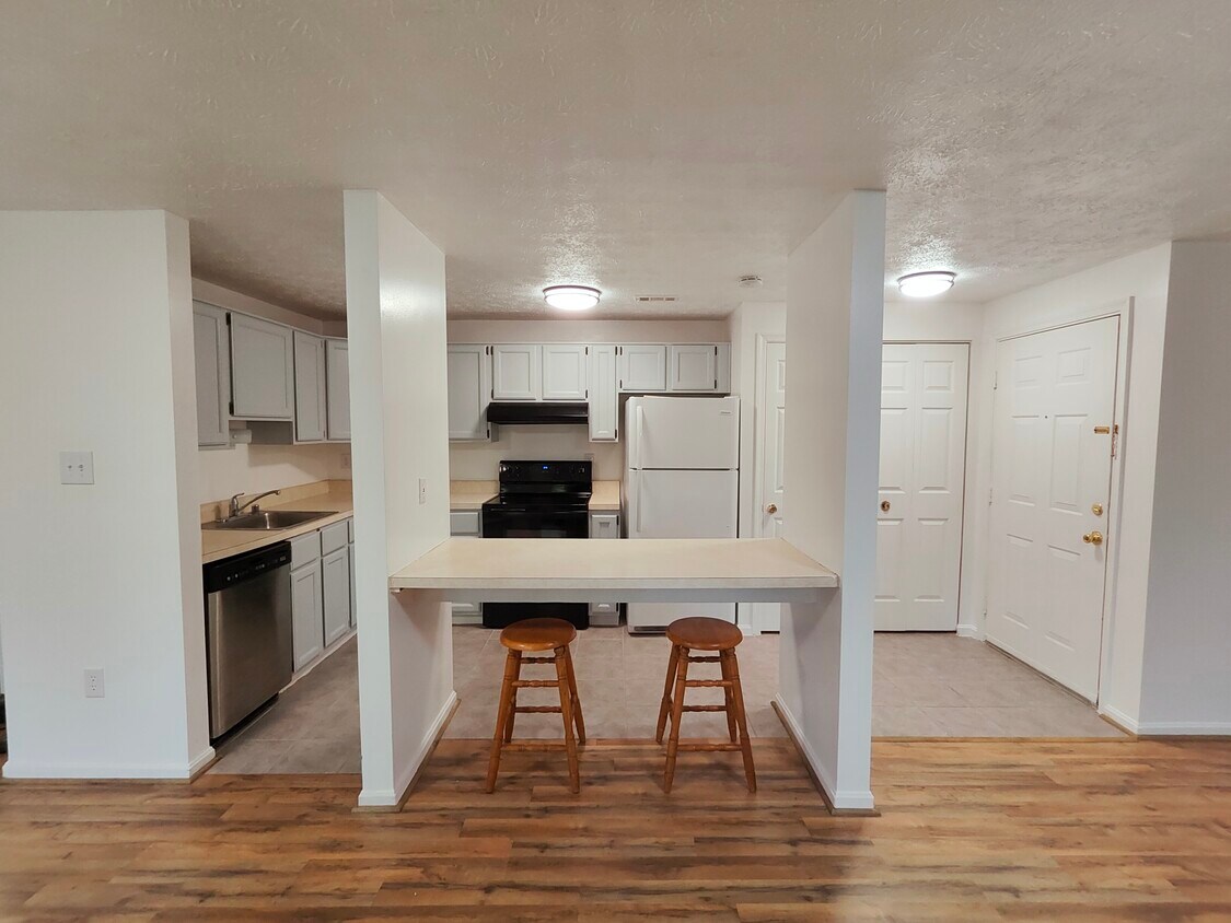 2153 Wainwright Ct Unit BC, Frederick, MD 21702 Condo for Rent in