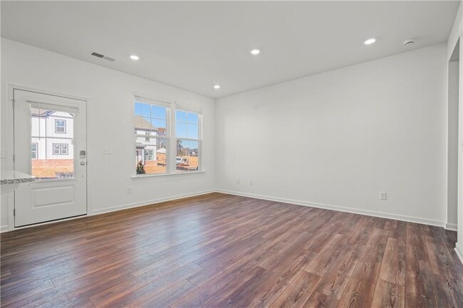 Building Photo - 149 Star Ct
