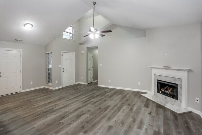 Foto del edificio - 4659 Falcon Chase Dr SW