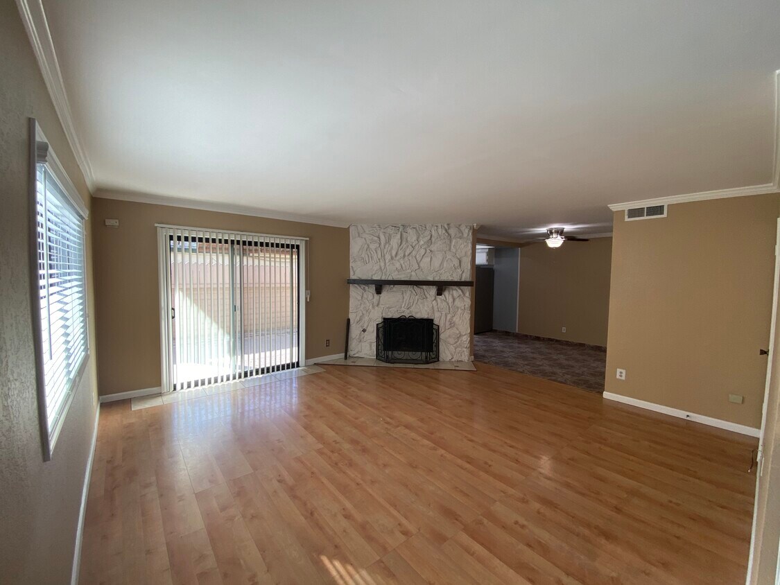 14916 Condon Ave Unit 4, Lawndale, CA 90260 Condo for Rent in