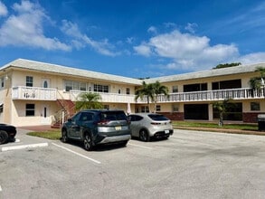 Building Photo - 1455 N 12th Ct