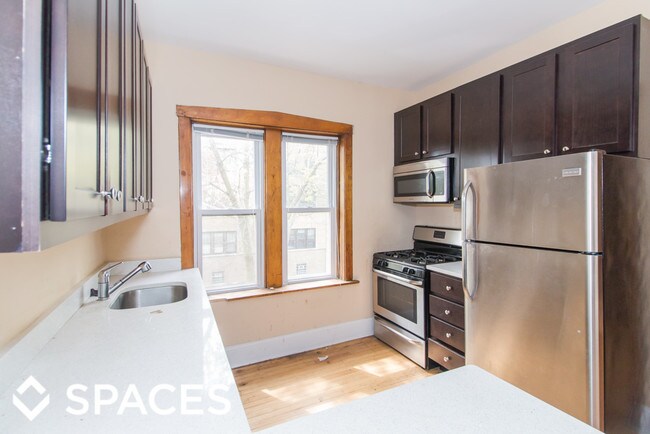 Foto del edificio - 3456 W Wrightwood Ave