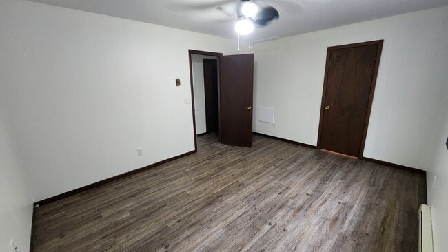 Building Photo - Charming lower level 1-Bed Escape with Ful...