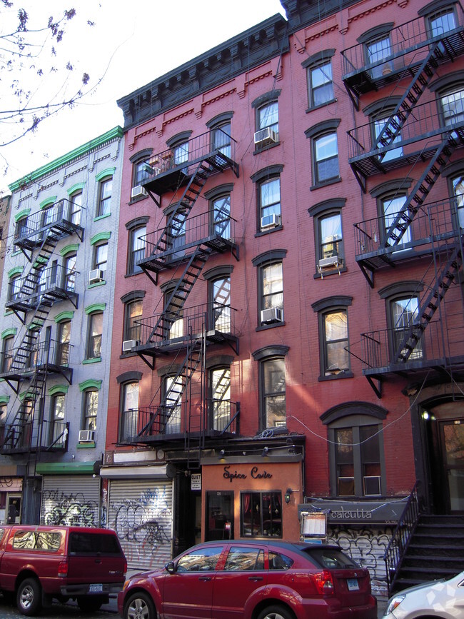 326 E Sixth St - 326 E 6th St