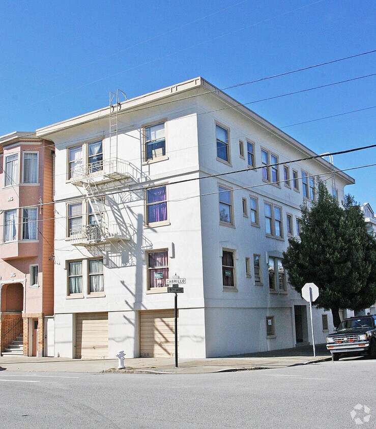 Building Photo - 695 9th Ave