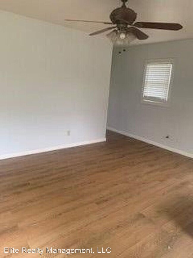 Building Photo - 3 br, 1 bath House - 2128 Dickey Drive