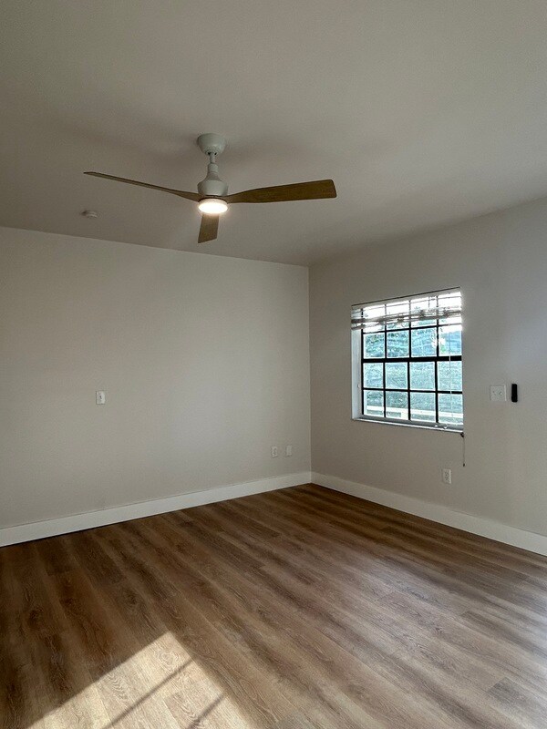 Foto del edificio - 3091 NW 1st St